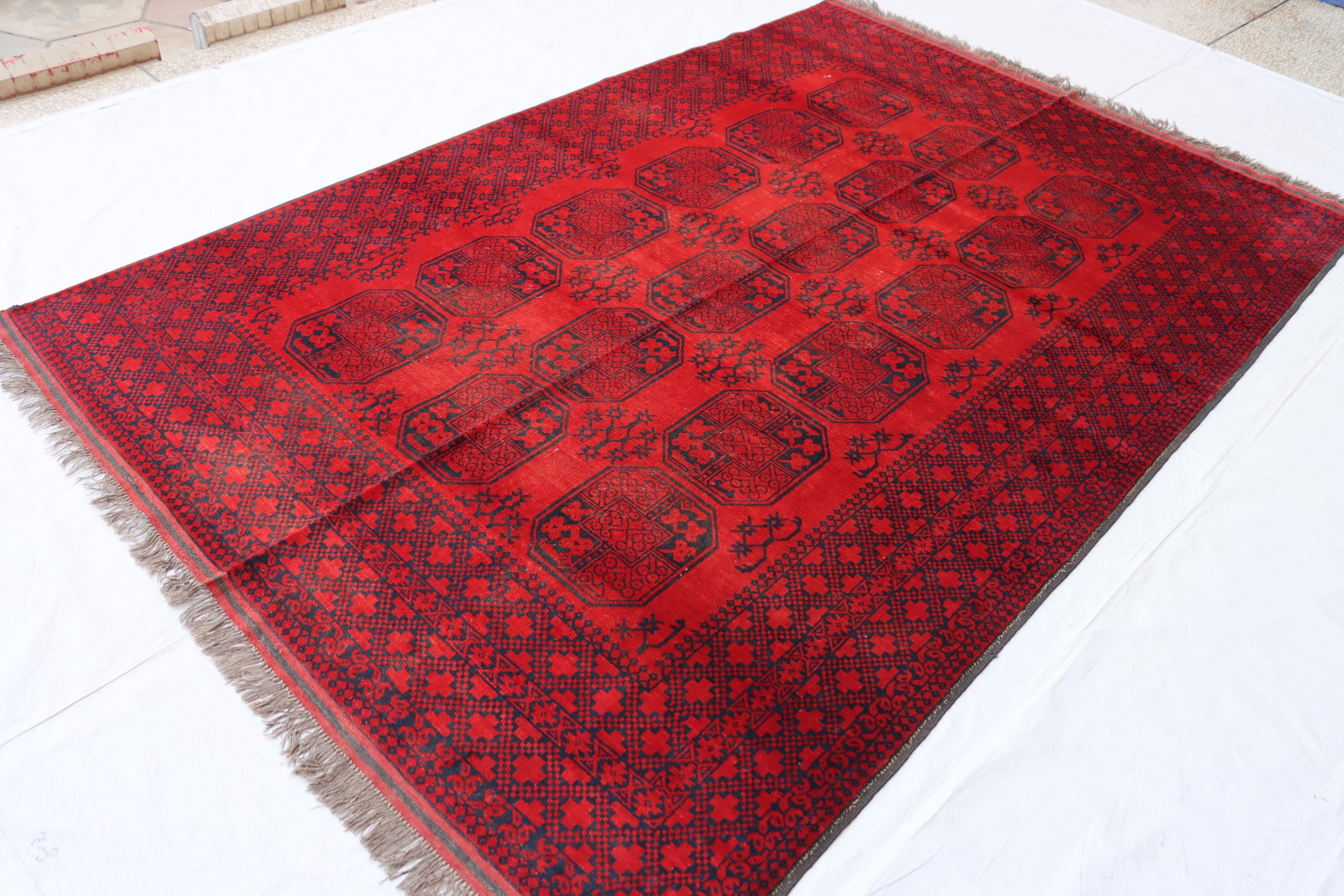 7 x 10フィートの赤いアフガンラグ：手織りのトルクメンウール