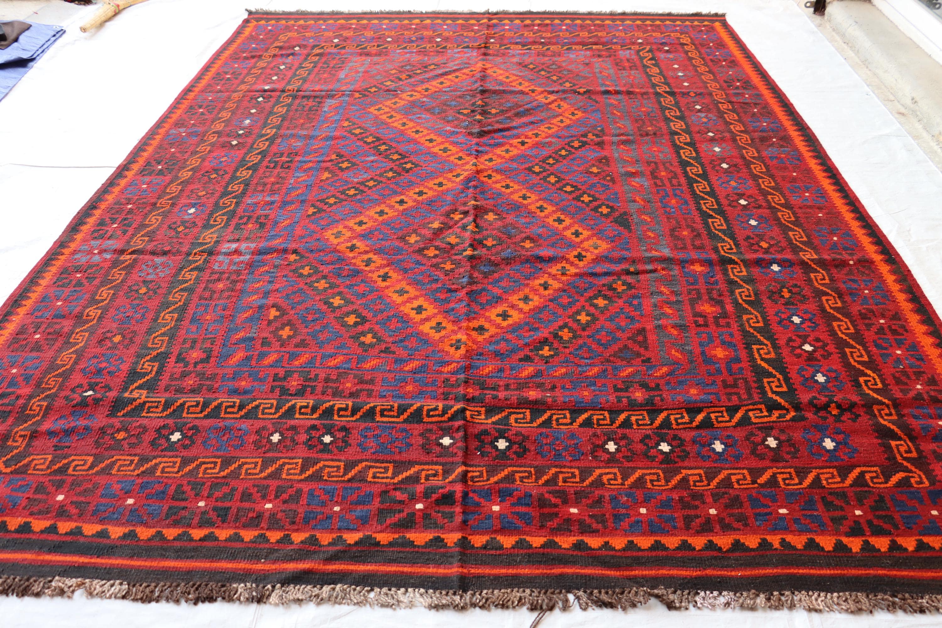 9 x 12フィートのヴィンテージアフガンキリムラグ：赤と紺のウール