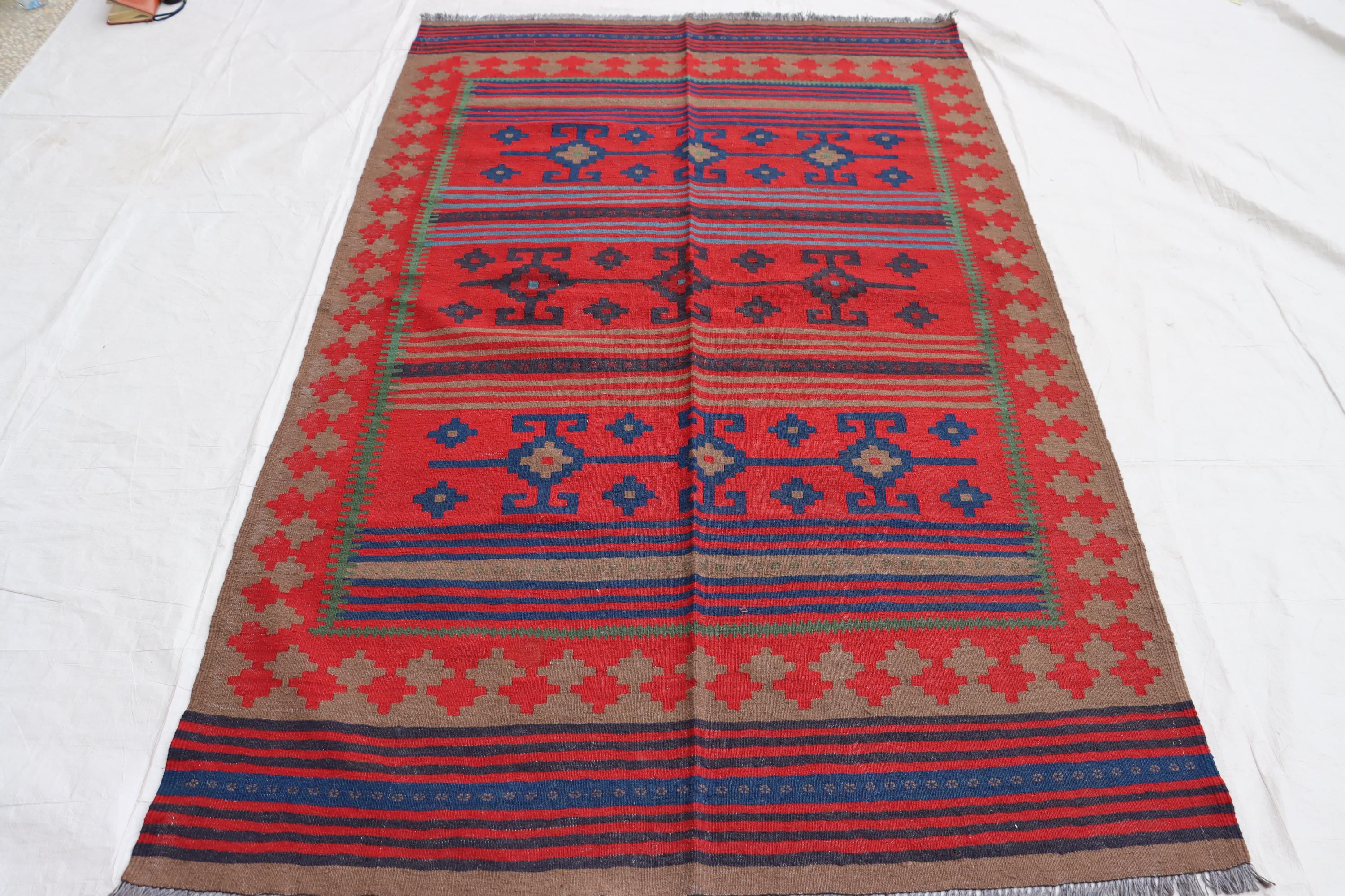 ヴィンテージレッドアフガンキリムラグ：5 x 8フィートトルクメン