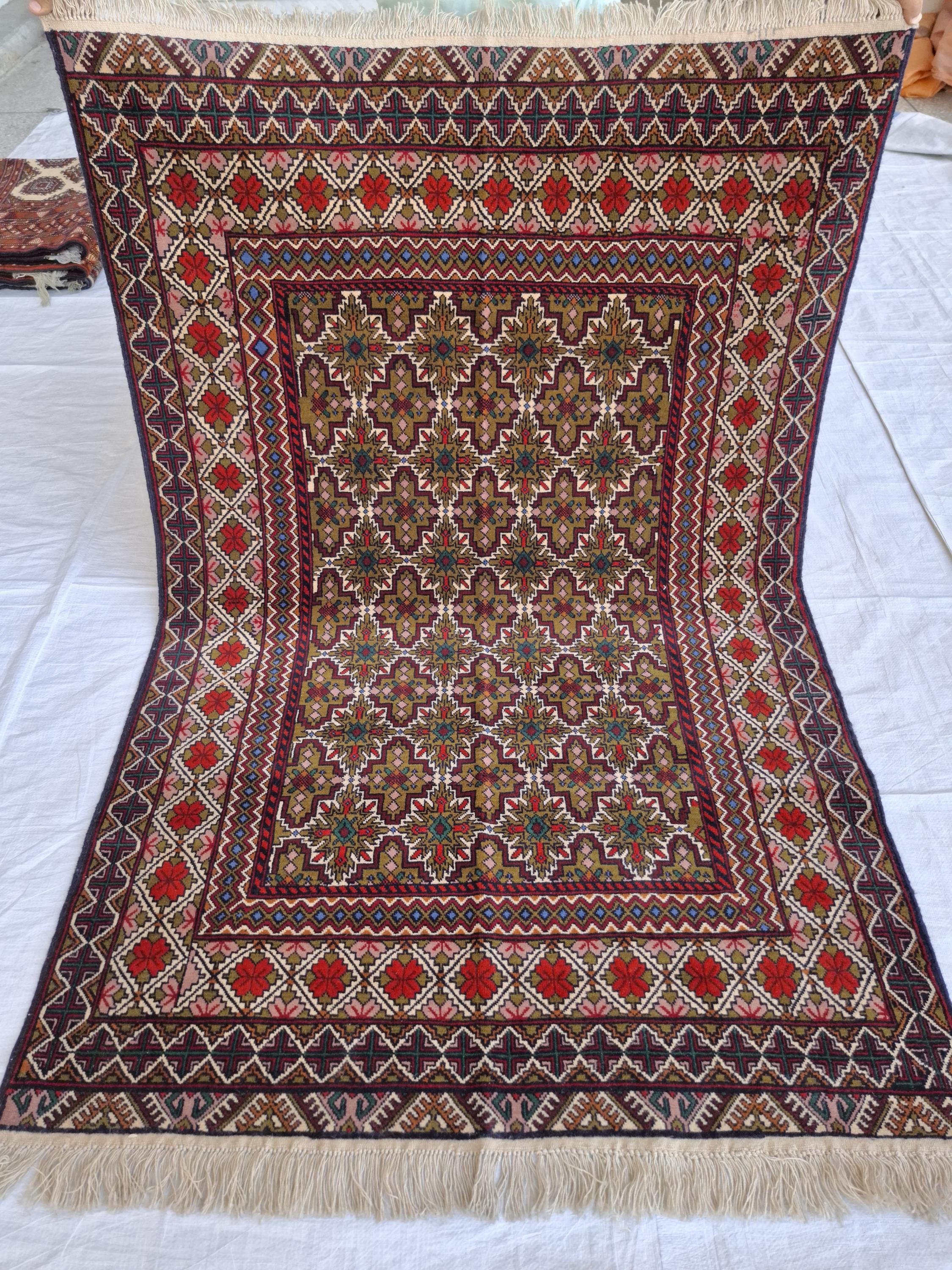 ヴィンテージ アフガン ラグ: 4x6 ブラウン トルクメンウール、手織り