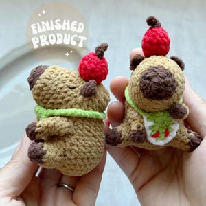 Crochet Capybara wearing apron with red apple/Realistic version/Capybara amigurumi/Emotional Support/Knitted animal/Key chain/Ship from US