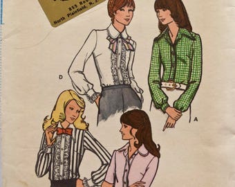 Butterick 6899 Vintage 1970s Sewing Pattern Semi-fitted Blouse Collar Variations Sleeves Gathered Into Buttoned Cuffs UNCUT Bust 32.5