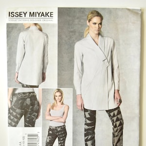 Issey Miyake Vogue V1204 Designer Original Sewing Pattern Tunic Large Collar and Jeans Pants UNCUT Factory Folds Size 6-8-10-12
