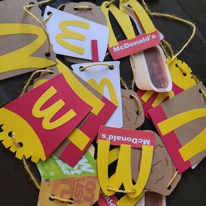 Bannière de fête inspirée de McDonald&#39;s