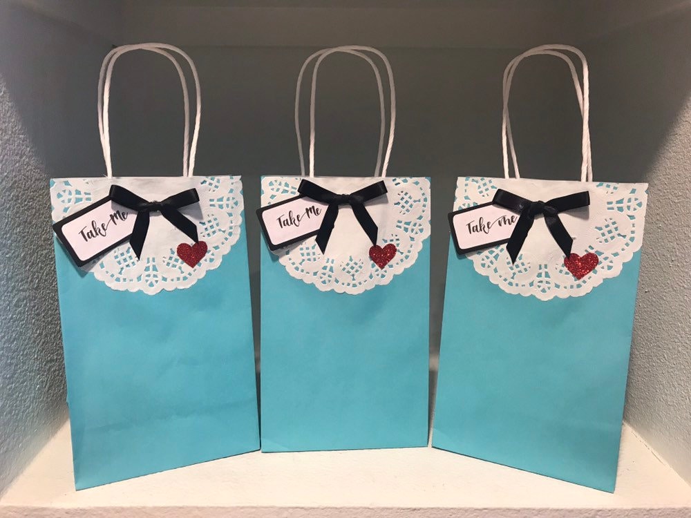 alice in wonderland treat bags