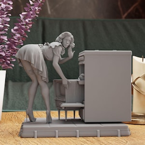 Domestic Sorceress Figurine Statue – The Homemaker Hero Figure | Balancing Power and Everyday Life, Iconic Mighty Heroine Room Decoration