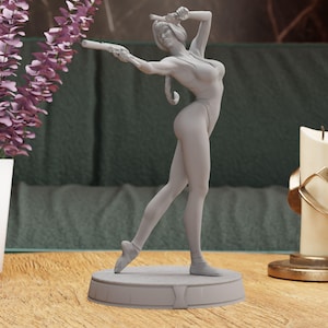 Black-Suited Spy Figurine Statue – The Elite Covert Operative Figure | Expert Spy and Fighter, Heroic Room Decoration