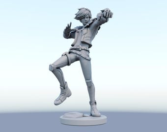 LoL Ezreal Figurine Statue – League of Legends Figure | The Prodigal Explorer, iconic marksman room decoration