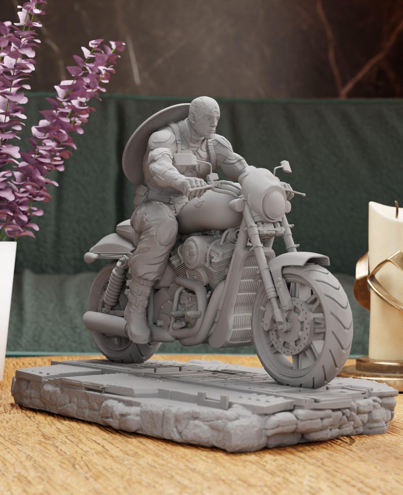 Supersoldat Figur Statue - Die Figur des Verteidigers der Gerechtigkeit | Schild und Hammer schwingender Held, kultige heldenhafte Raumdekoration Bild 1