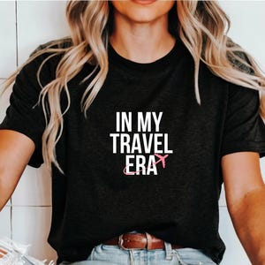 In meiner Reise-Ära Shirt Reisen Geschenke Weltreisende Flugzeug-Modus auf Shirt Abenteuer Shirt Familie Shirts Airport Shirts Ausflüge Geschenk