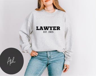 Gepersonaliseerde advocaat shirts vrouwen in de wet Sweatshirt rechten student geschenken rechten afstudeer cadeaus advocaat geschenken minimalistische sweatshirts