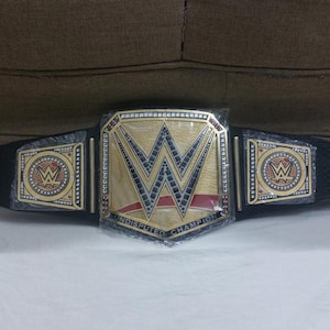 Undisputed Championship Replica Belt: Cowhide Leather & Brass Plates