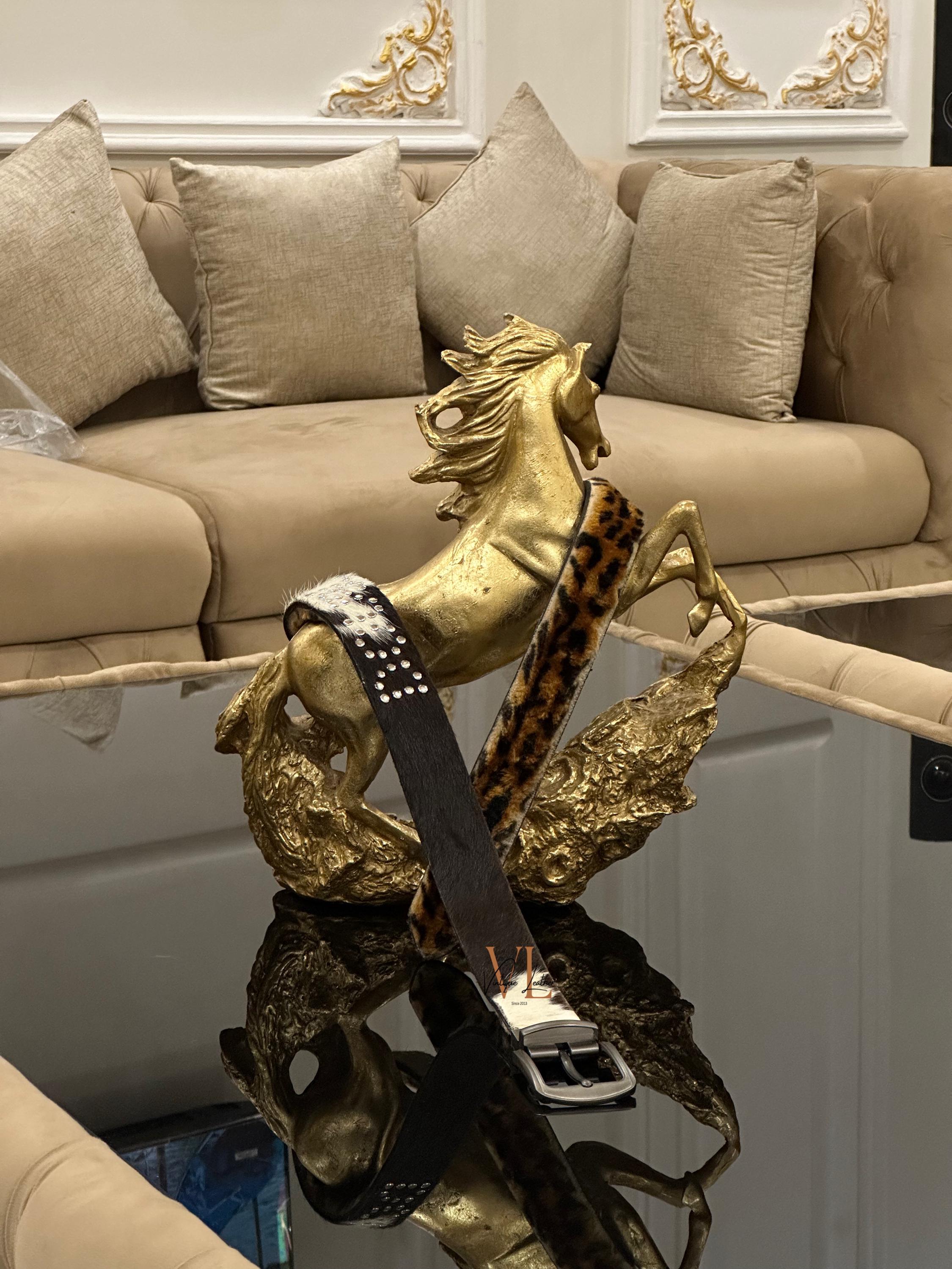 Automatic cowhide belt