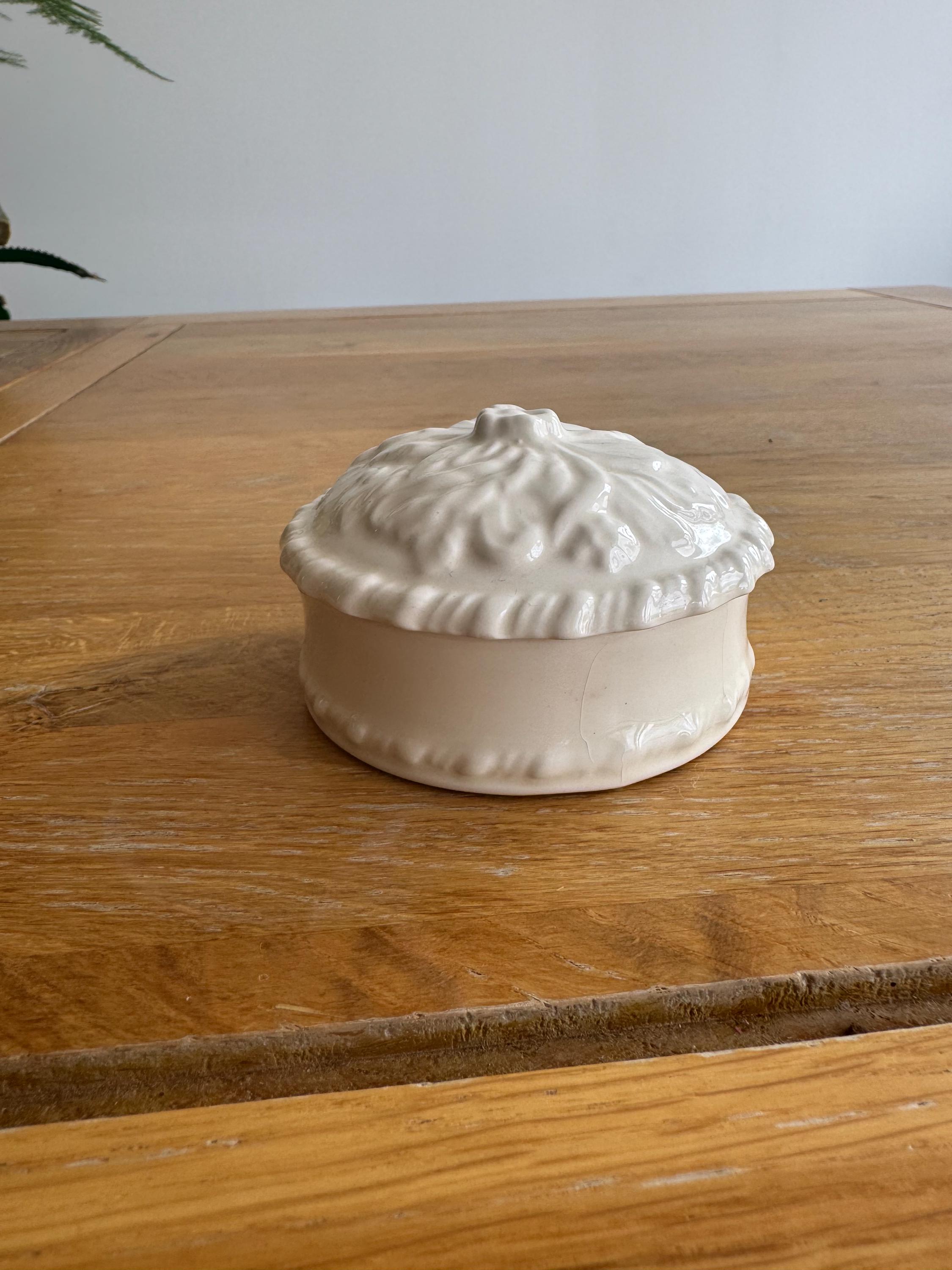 Royal creamware - Etsy 日本