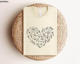 Flower Heart T-Shirt,  Floral Shirt, Plant Mama Shirt, Botanical Shirt, Flower Shirt, Wildflowers T-Shirts, Botanic Shirt, Plant Lady Shirt,
