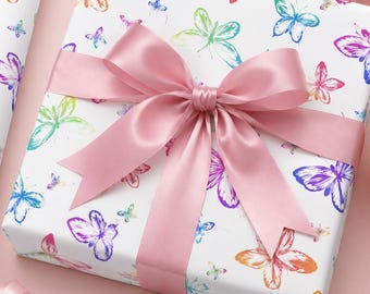 Papel de embrulho com borboletas arco-íris, embrulho de presente colorido e fofo, embalagem de primavera encantadora, rolo de papel de aniversário em tons pastel