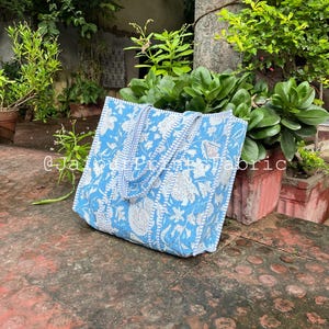 Floral Quilted Cotton Tote Bag: Large Travel Shoulder Bag