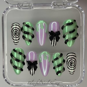 Beetlejuice Press On Nails: Glow In The Dark Holo Chrome 3D Bow, Spooky Halloween