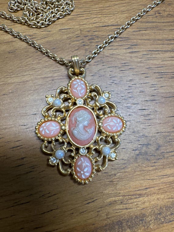 Pendentif Collier Vintage Années 70 - Or Rose Style Camée - Réf. 5284