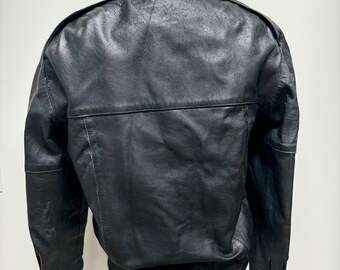 Vintage 80s 90s Classic Bomber Style Leather Jacket Biker Chick