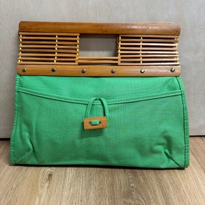 Vintage 70s bright green canvas top handle purse with bamboo wood handle