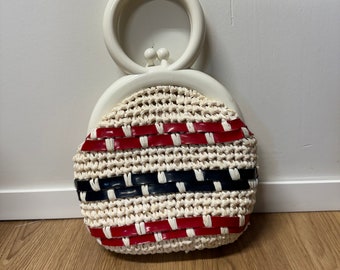 Vintage 50s Early 60s red white and blue hard plastic handle and woven plastic raffia purse