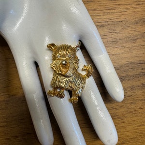 Vintage 50s 60s terrier dog schnauzer dog brooch novelty dog brooch gold metal rhinestone eyes