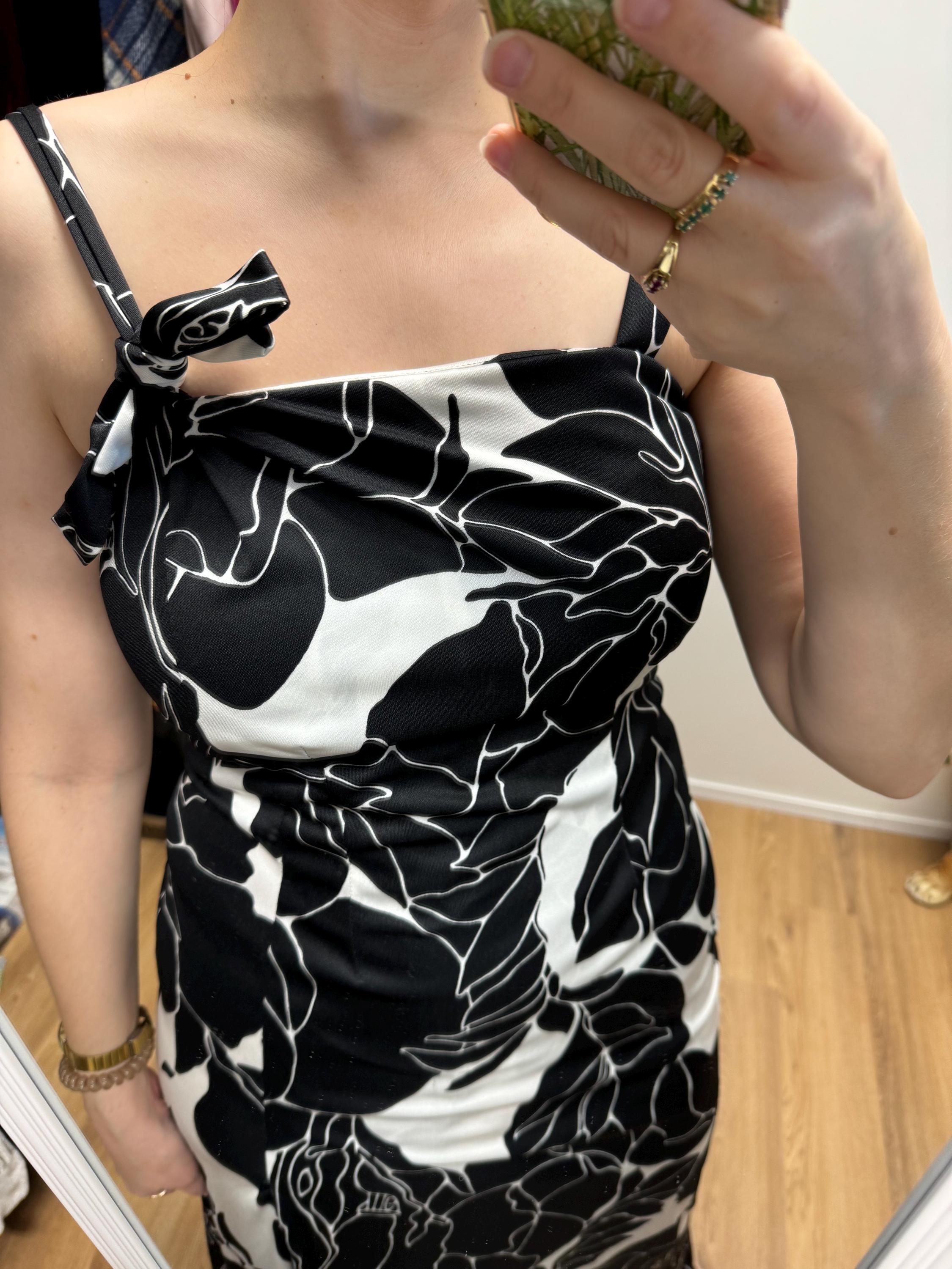Vintage 60s 70s Black and White Tropical Floral Hawaiian