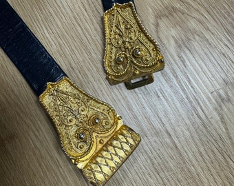 Vintage 70s 80s Accessocraft NYC gold metal belt buckle and navy leather adjustable belt
