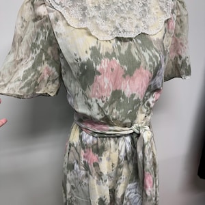 Vintage 80s 90s semi sheer blousy dress lace collar dress cottage core dress Leslie Fay dress