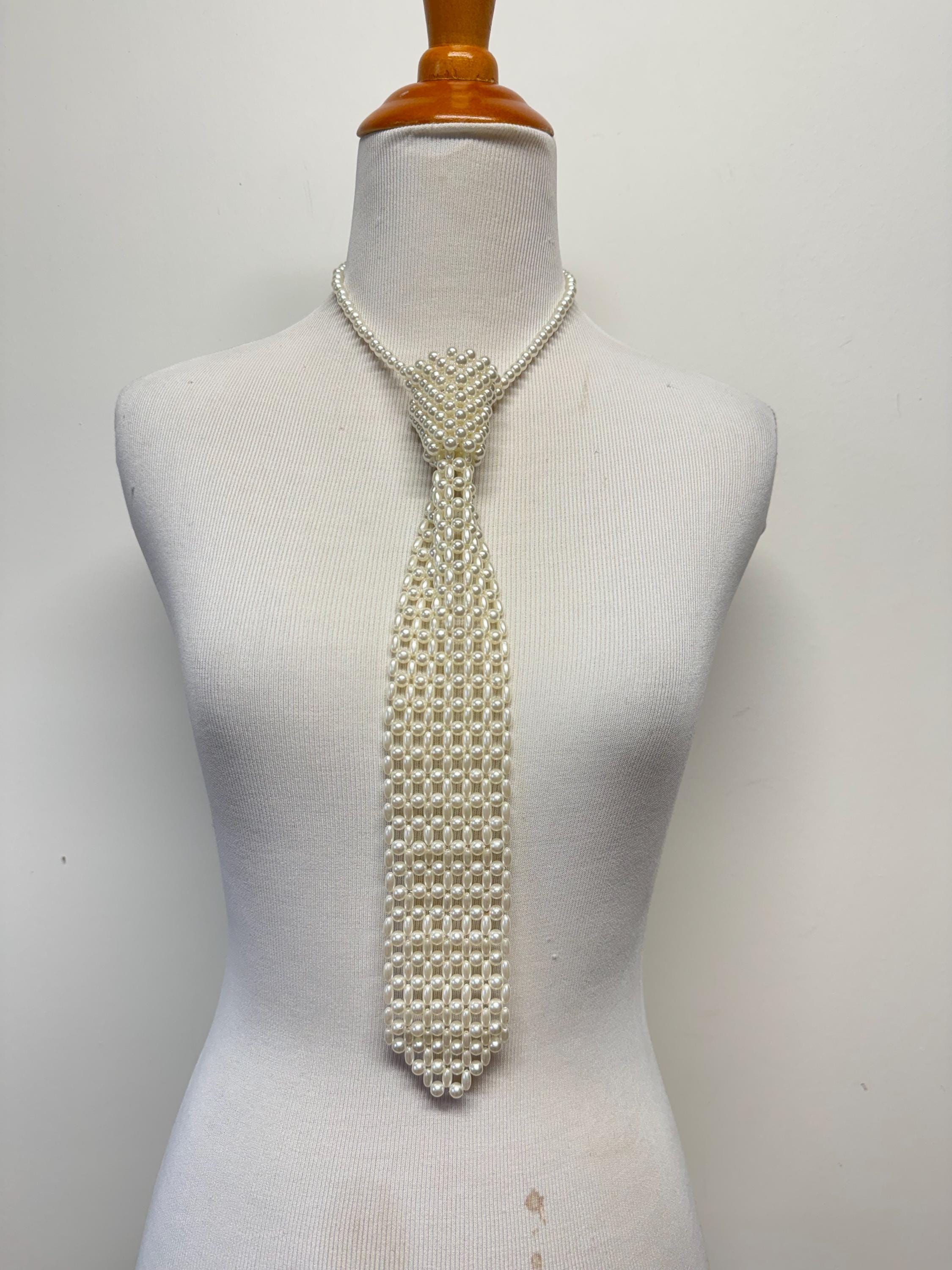 Vintage 80s Plastic Faux Pearl Beaded Necktie Madonna Style Pop