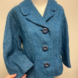 Vintage 50s blue cropped jacket with large buttons mini suit jacket