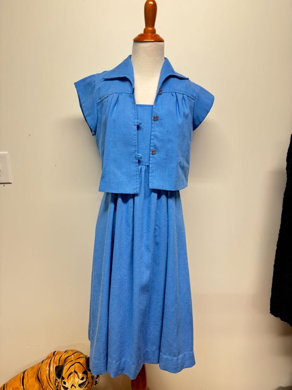 Vintage 70s early 80s baby blue matching dress and cropped jacket set linen tailored set