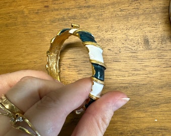 VINTAGE ENAMEL BRACELET / Gold Tone Metal / Bijoux