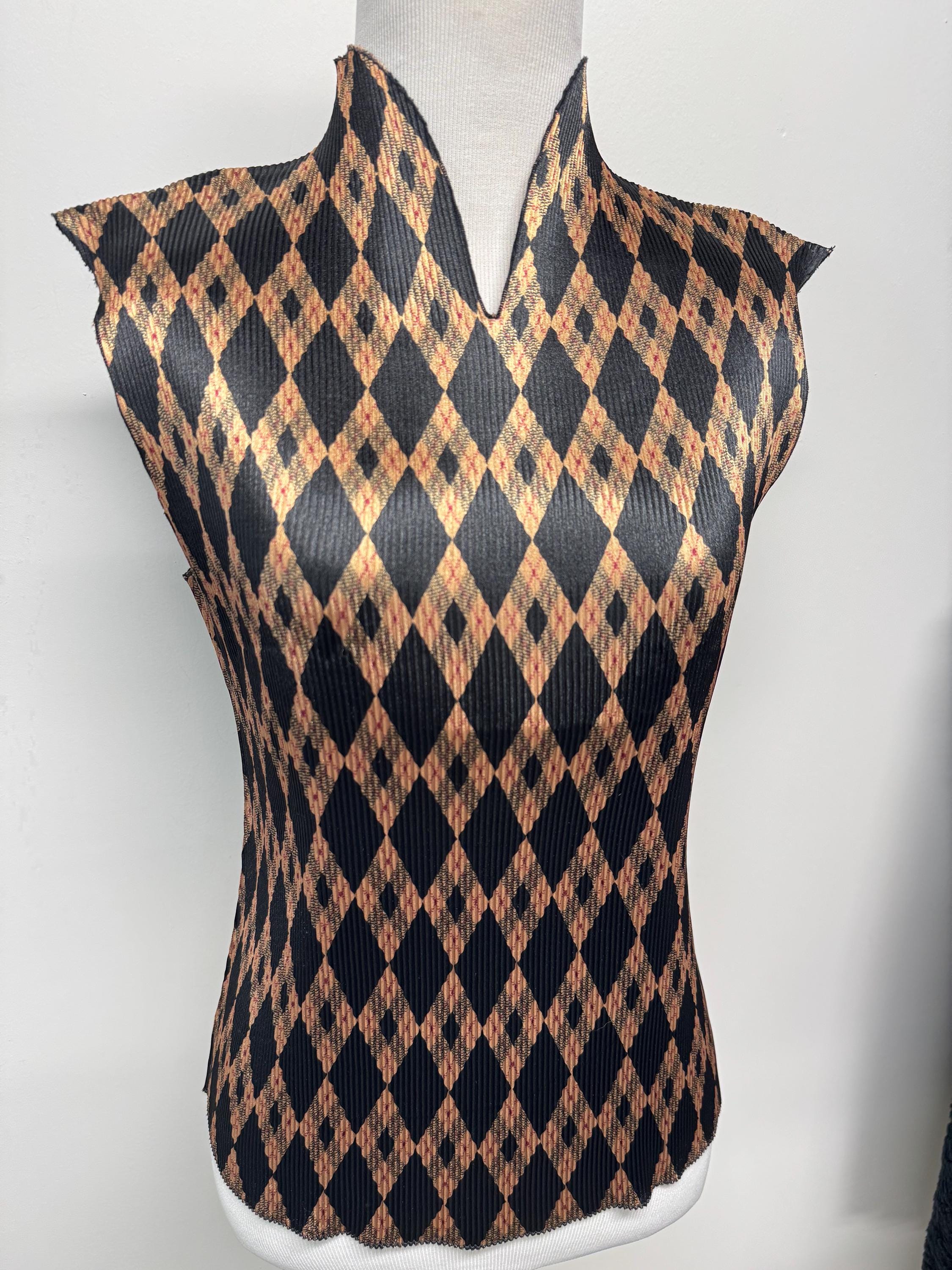 Vintage 90s 00s Y2K Mini Pleat Stretchy Corp Core Going Out Top