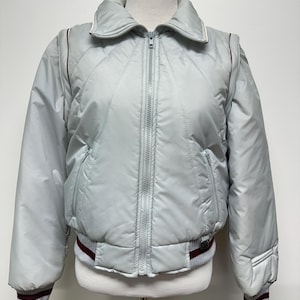 Vintage late 70s early 80s light grey puffy ski jacket detachable sleeves to make into vest