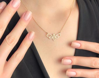 Bee Necklace Gold, Minimalist Bee Pendant, Gift for Her, Nature Inspired Jewelry, Delicate Insect Necklace, Birthday Gift for Women