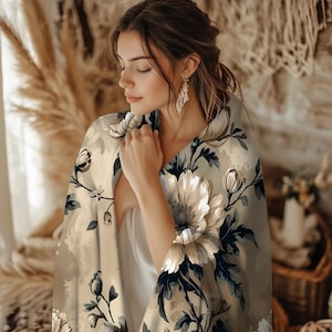 White Floral Sherpa Fleece Blanket – Elegant Black Leaf Throw, Soft Stylish Home Décor Gift for Birthday or Gift for Her, Luxury Blanket.