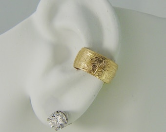 POST Conch Earring, Cartilage Piercing, 14K Gold Filled Ear Cuff for Conch Piercing,  Hex Hoop Earring, Gauge Piercing, Wide Floral E5XGFP