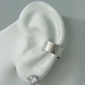 Ear Cuff, Silver Ear cuff,  Non-pierced, Cartilage Wrap, Earring Fake Conch, No Piercing, Cuff Earring, Faux Pierced Hoop Floral E1SSFL