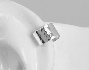POST Pierced Cartilage Helix Hoop Hex piercing Conch Earring Gauge Earring Upper Ear Conch Tragus Rook 14K White Gold Hammered MC14KWHMP
