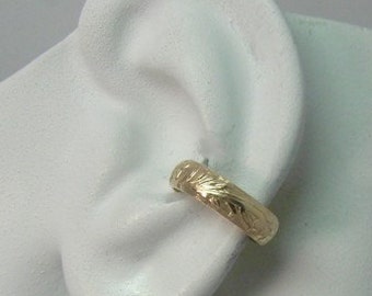 Ear Cuff, Gold Non-pierced Cartilage Wrap, Fake Conch, No Piercing, Cuff Earring, Simple Earcuff, Faux Pierced Cuff Hoop, Floral E5GF