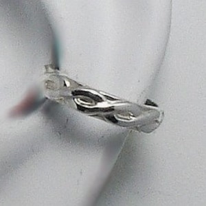 Ear Cuff, Silver Non-pierced Cartilage Wrap Earring, Fake Conch, No Piercing Cuff, Earring Simple Cuff Earring, Faux Pierced Celtic ECELTSS
