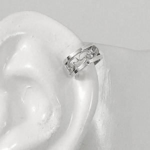 Helix Earring, Cartilage Piercing Ear Cuff, Silver Upper Ear Hoop, Body Piercing, Helix Cartilage  Earring, Helix Piercing LATTICE MCG2SSP