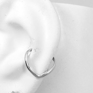 Conch Pierced Cartilage Earring, Silver Body Piercing, Cartilage Piercing Gauge Jewelry, Hex Piercing, Chevron Half Round E2HRVSSPOSTR/L ear