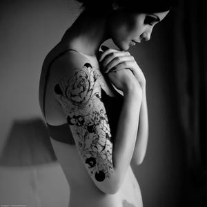 Fleur de Peau Flower Temporary Tattoo | Sleeve, 10&quot;x5&quot;