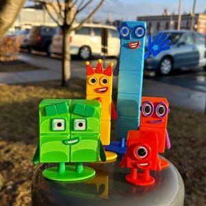 3D Printed Inspired Numberblocks 1 to 5 fidget toys Cute Preschool learning Playful Pals Cartoon Custom Desk Decor figure toy Unique Critter