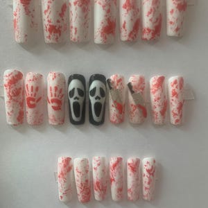 spookgezicht nagels