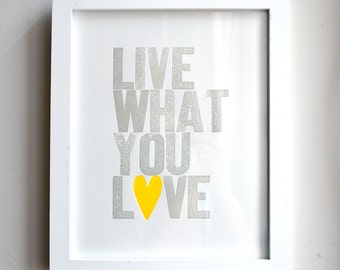Live wat je liefde speciale editie neon geel hart