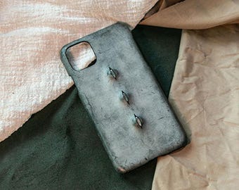Personligt läderfodral för iPhone med onda ögat: Handgjord 3D-design